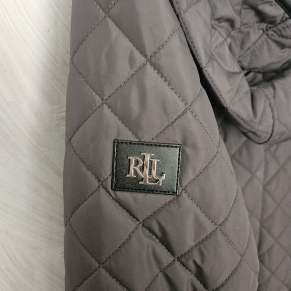 Ralph Lauren Quilted Hooded Puffer Coat in Charcoal M - Picture 8 of 11